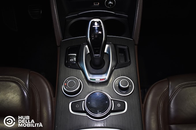 ALFA ROMEO Stelvio 2.2 Turbodiesel 210 CV AT8 Q4 Veloce Ti